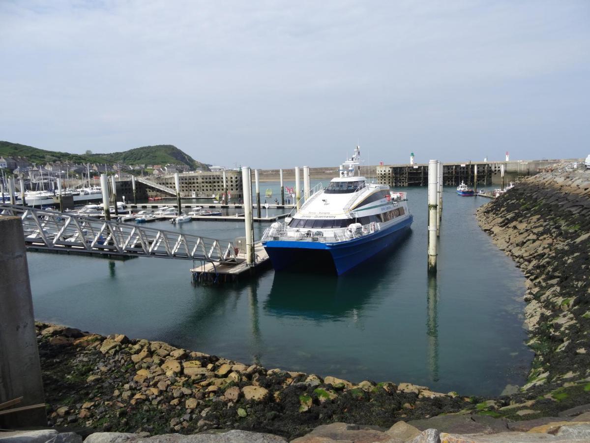 Gite "Rose Des Sables" - 800M De La Plage De Surtainville, Proche Commerces - Piscine En Juillet Et Aout Rum bild