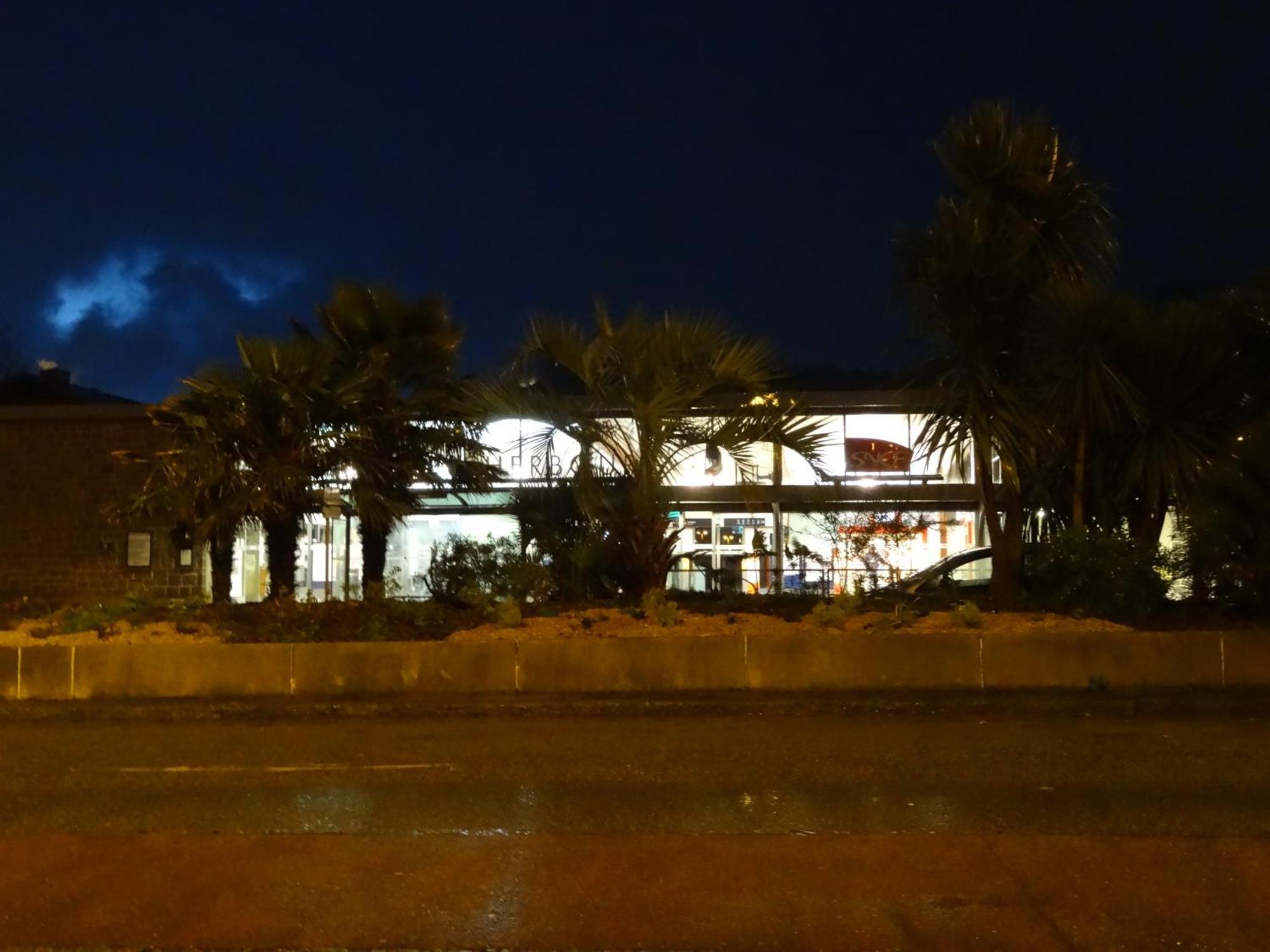 Gite "Rose Des Sables" - 800M De La Plage De Surtainville, Proche Commerces - Piscine En Juillet Et Aout Exteriör bild